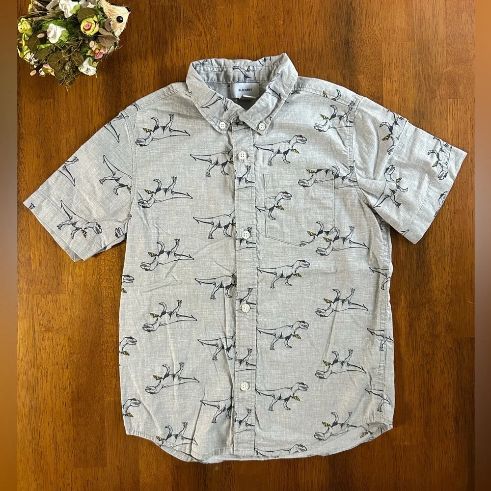 T-Rex Pizza Party Collared Button Up Shirt | Boys Size Small (6/7) | Old Navy